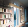 CRAFT Závěsné svítidlo, základna kov, povrch černá, těleso dřevo světlé, dif plast opál, LED 32W, 2700lm, teplá 3000K, Ra80, 230V, IP20, tř.1, rozměry 1100x80x80mm, vč lankového závěsu l=2170mm lze zkrátit. náhled 3