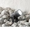 WALKER Bodové svítidlo, nastavitelný směr svícení, těleso hliník, povrch grafitově černá, krycí sklo čiré, pro žárovku 1x35W, GU10, 230V, IP54, rozměry d=60mm s bodcem do záhonu. náhled 1