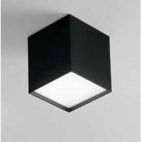 TRIC Stropní svítidlo, těleso hliník, povrch černá/bílá, difuzor plast opál, LED 10W, 800lm, teplá 3000K, Ra90, 230V, IP20, tř.1, rozměry 100x100x110mm.