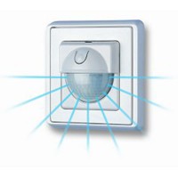 IR180UP 180°, 200W/1000W do KU68 PIR - Nástěnný infračervený senzor pohybu do instalační krabice KU68, záběr 180°, dosah 8m, max zátěž 200W/1000W, 230V, IP20, čas 10s-30min, 2-2000lx, 81x81x58mm, fce tvaleho sepnutí vypnutí, vhodný pro spínání i malých příkonů.