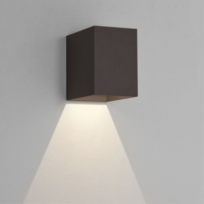 OSLO 100 Nástěnné svítidlo venkovní, těleso hliník, povrch černá, difuzor sklo, LED 1x3W, teplá 3000K, 47lm/cca 2W žár., Ra85, 230V, IP65, tř.1, 100x100x70mm, svítí dolů.
