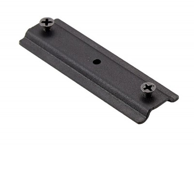 BETA, 230V Spojka pro přímé spojování lišt magnetického systému osvětlení, materiál kov, povrch černá, 230V, IP20, rozměry 80x25x5mm.