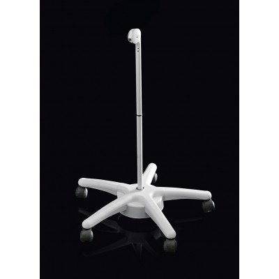 CLOSE Stojan pro svítidlo s kolečky, těleso plast a kov, povrch bílá, rozměry d=640mm, h=770mm.