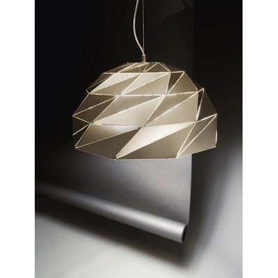 TILT Závěsné svítidlo, základna kov, stínítko kov, povrch vnější černá, vnitřní zlatá, pro žárovku 3x60W, E27, 230V, IP20, rozměry d=560mm, h=300mm, vč závěs lanka h=1500mm, lze zkrátit.