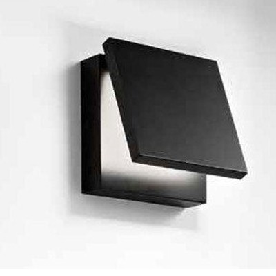 SECRET Nástěnné svítidlo, nastavitelný směr svícení, těleso kov, povrch černá mat, difuzor plast opál, LED 10W, 700lm, teplá 3000K, rozměry 120x120mm.