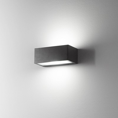 STEP Venkovní nástěnné svítidlo, těleso hliník, povrch bílá, difuzor plast opál, pro žárovku 2x40W, E14, 230V, IP44, rozměry 300x110x120mm, svítí nahoru/dolů.