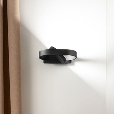 BELT Nástěnné svítidlo, nastavitelný směr svícení, těleso kov, povrch černá mat, difuzor plast opál, LED 6W, 480lm, CCT přepín teplota teplá 3000K, neutr 4000K, denní 6000K, 230V, IP20, 210x60x170mm.