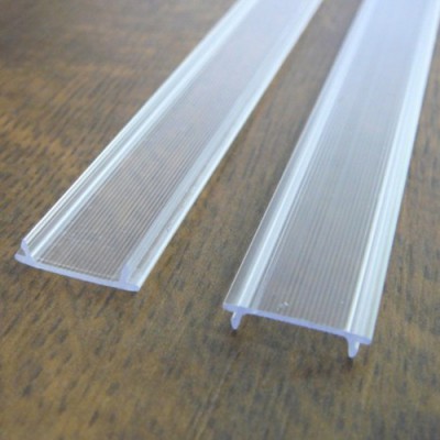 DIFUZOR V5 Difuzor pro hliníkový profil, materiál plast transparentní propustnost 90%, l=2000mm