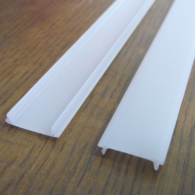 DIFUZOR V5 Difuzor pro hliníkový profil, materiál plast opál propustnost 80%, l=1000mm